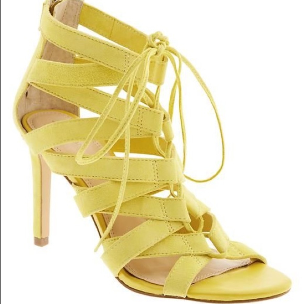 Banana Republic “Laney” Lace up heels (Sold NWOTB)